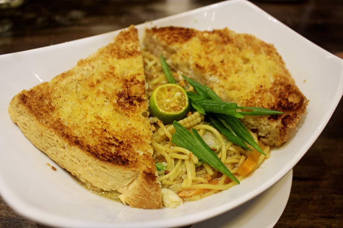 Pancit Guisado