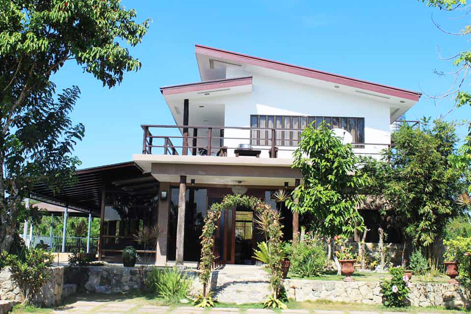 serenity-farm-and-resort-house