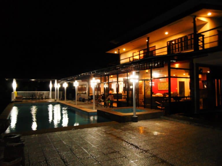 serenity-resort-night