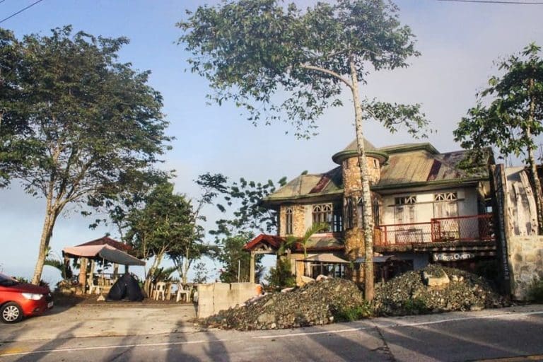 Balwarte ni Alfredo: The famous Antique House and Diner in Balamban Balwarte ni Alfredo: The famous Antique House and Diner in Balamban