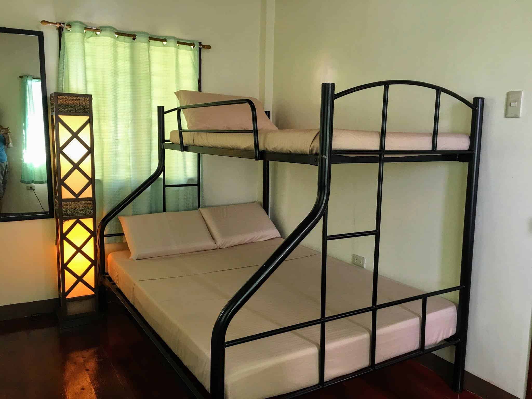 ibabaw-family-house1