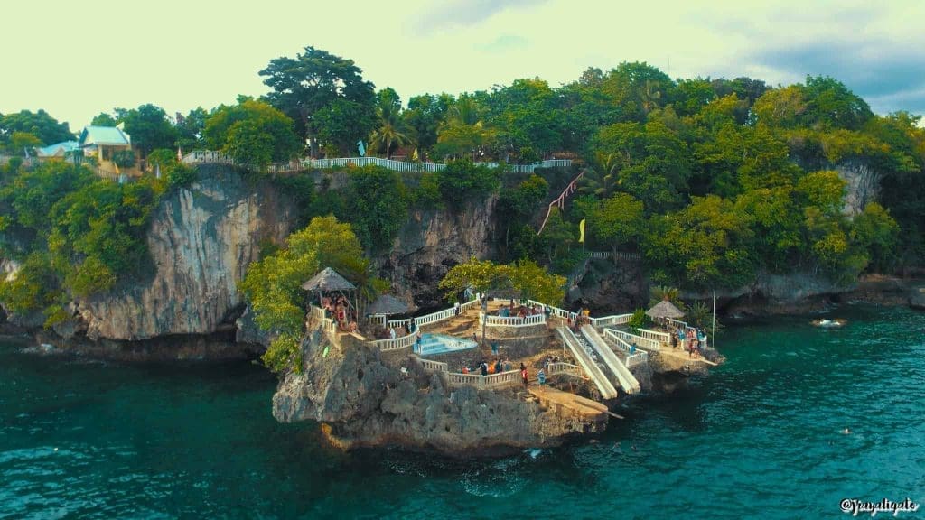 buho-rock-resort-camotes-cebu