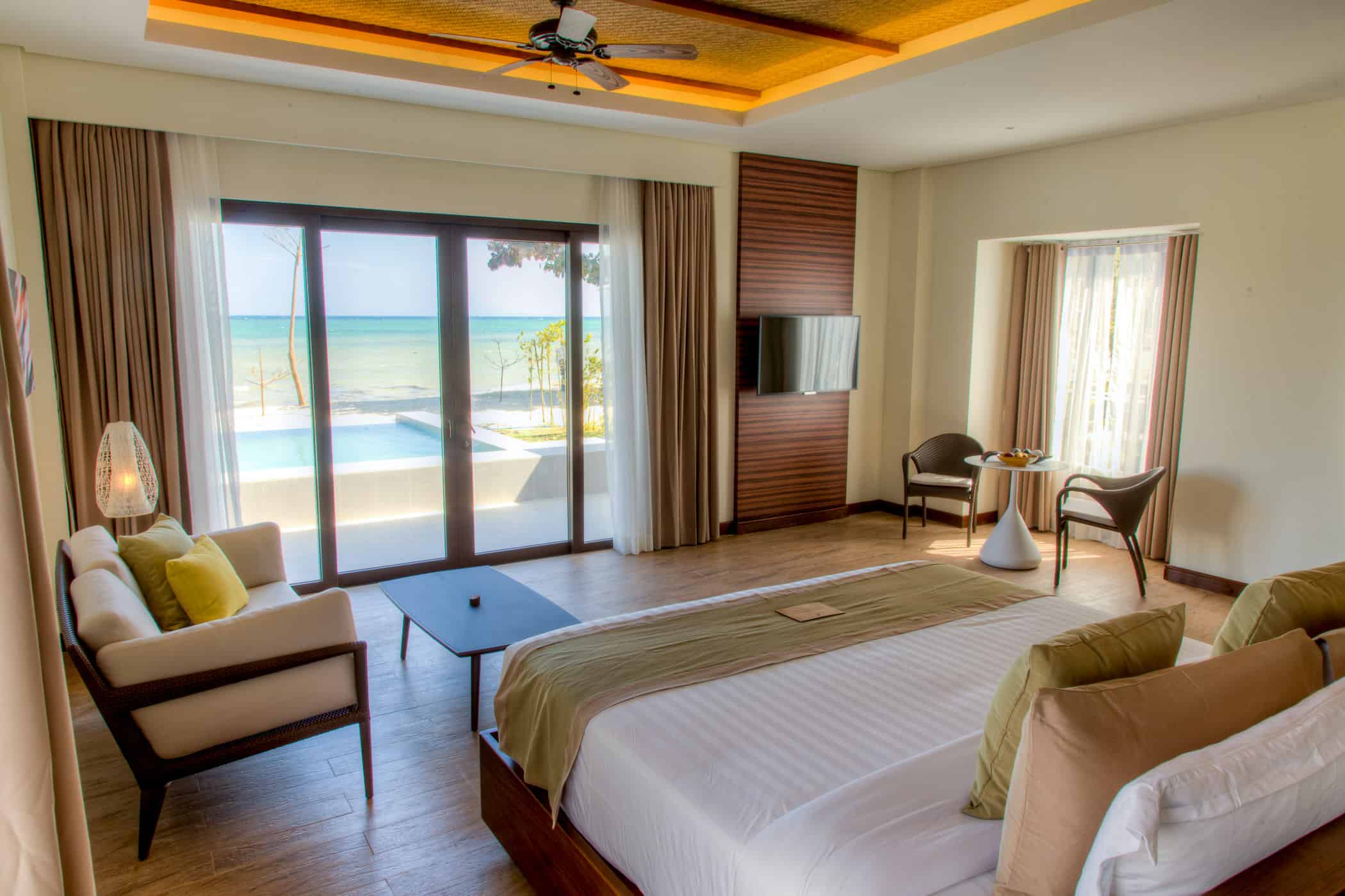 Kandaya Resort Room