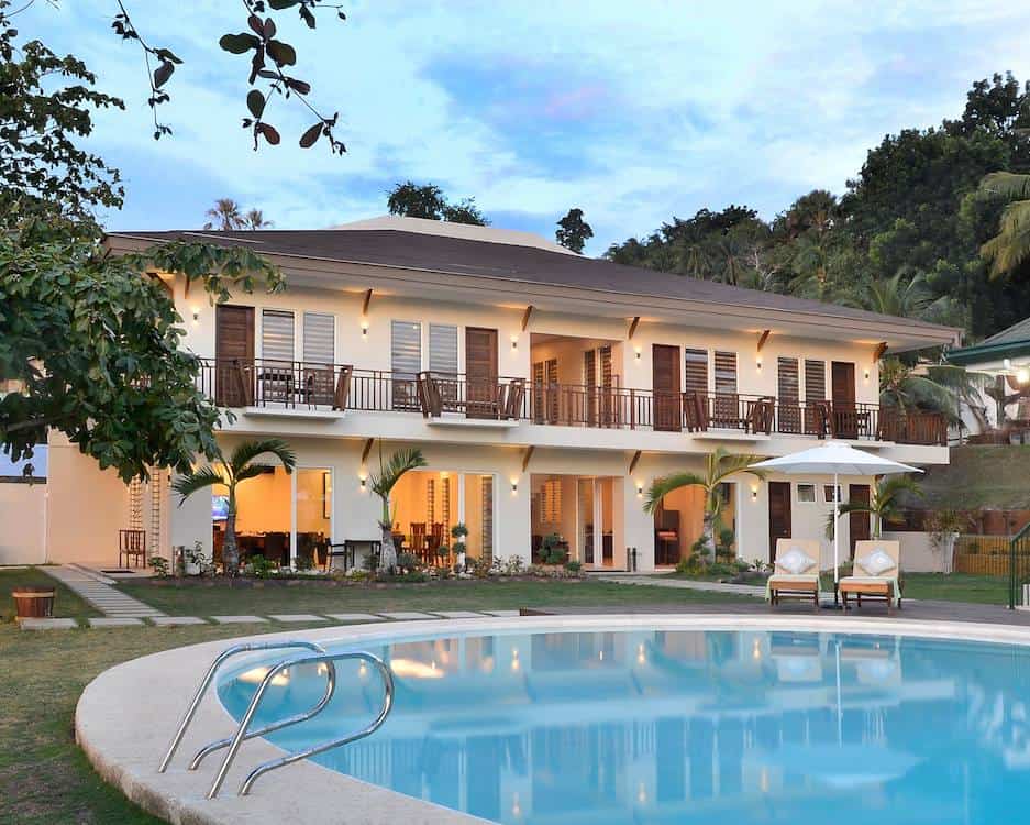 Allure Badian Beach Villa Resort (1)