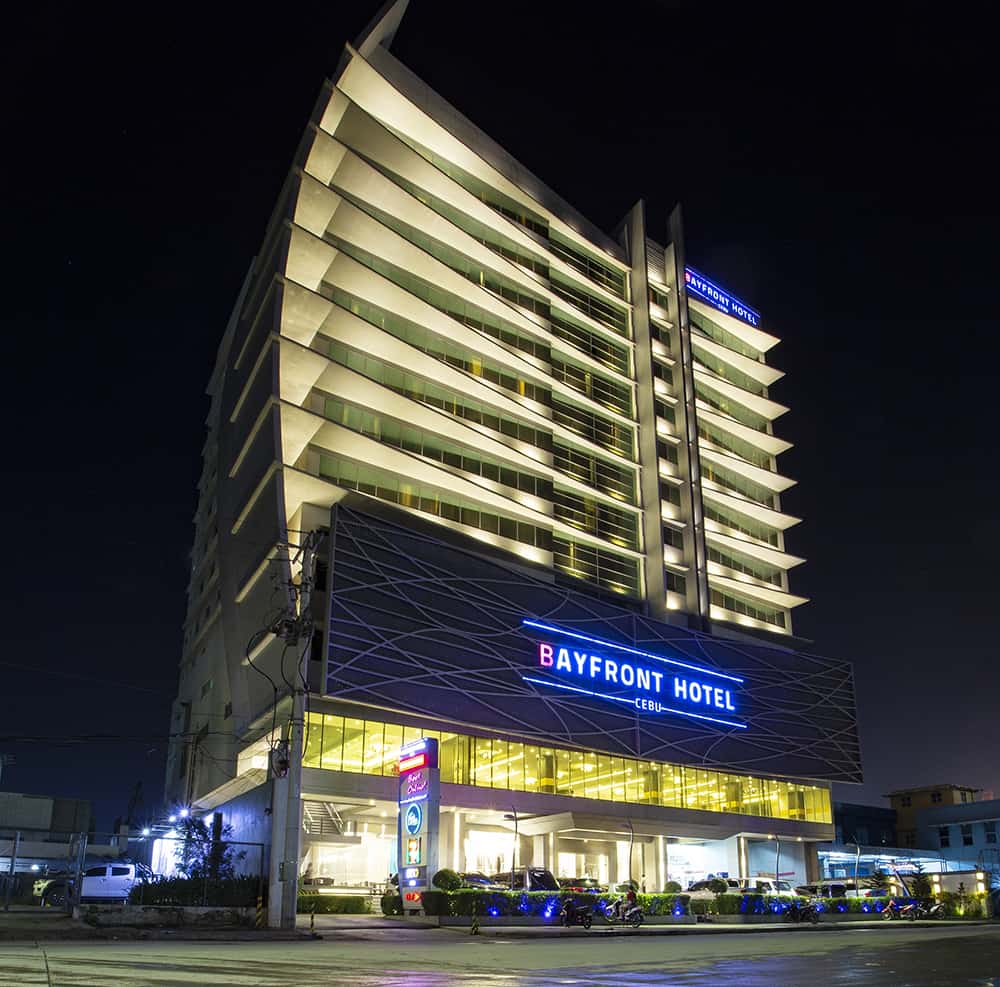 Bayfront Hotel Cebu - Facade1
