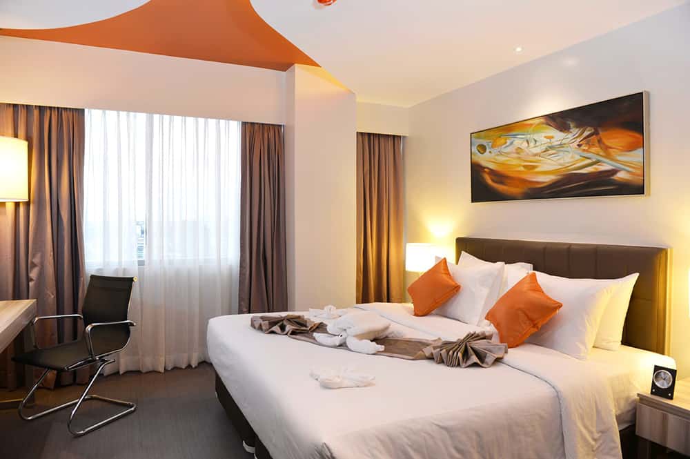 Bayfront Hotel Cebu - ROOM Suite Room 1