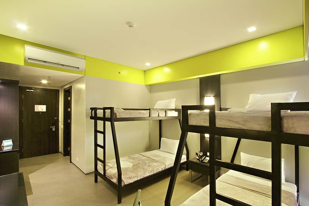 Bayfront Hotel Cebu - ROOM barkada B
