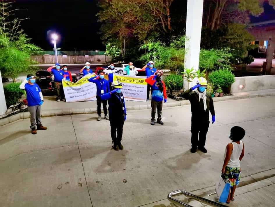 7 year old gets salute from frontliners cebu-0