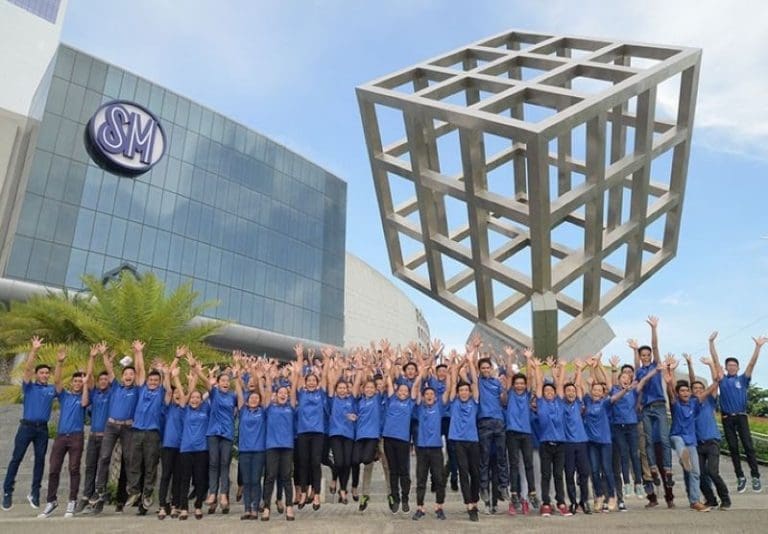 LIST: Local & International Scholarships for SY 2022-2023