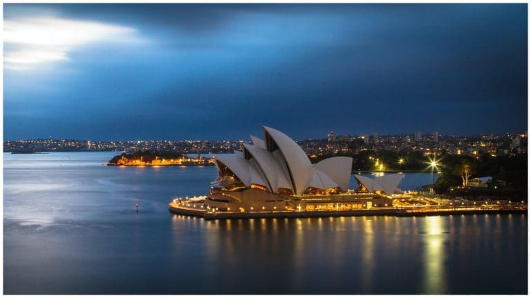 Work and Holiday Visa: You Can Now Travel to Australia and Work to Pay for It