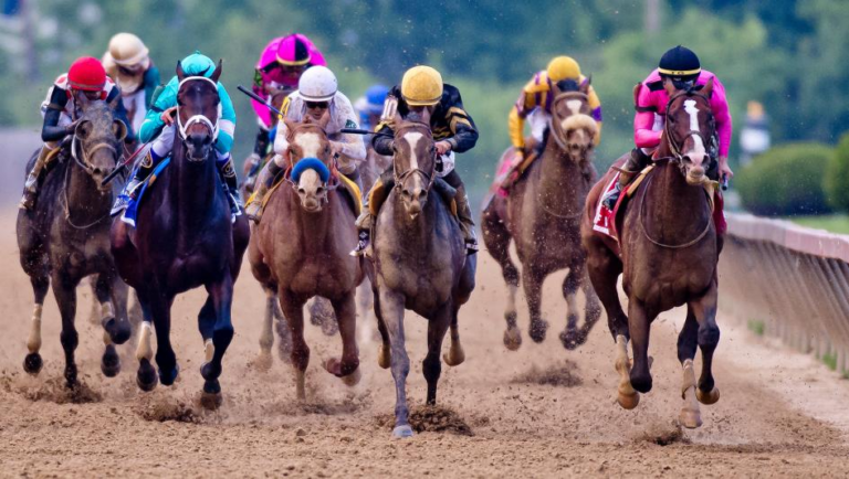 THE BIGGEST HORSE RACES IN THE USA